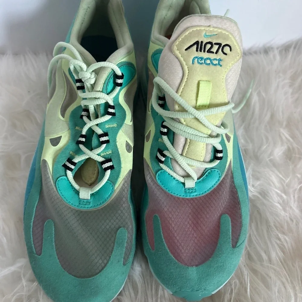 Nike Air Max‎ 270 React Hyper Jade Frosted Spruce AO4971-301 Mens Size 7.5